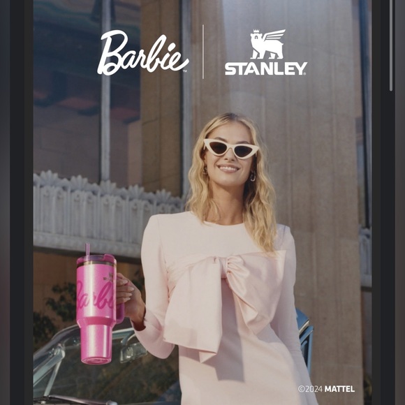 🎉LAST CHANCE🎉Limited Edition Stanley BARBIE™ ICON
40 OZ QUENCHER - Picture 16 of 16